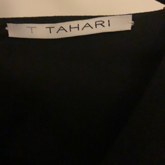 Black Tahari Sleevless - Picture 2 of 2